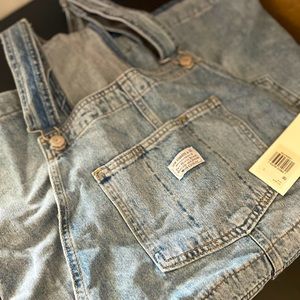 LEVI OVERALLS